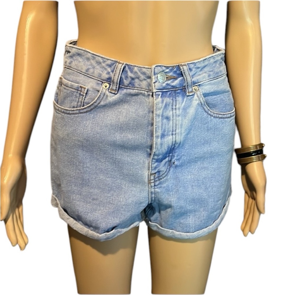 💰BOGO FREE Brandy Melville Jean shorts